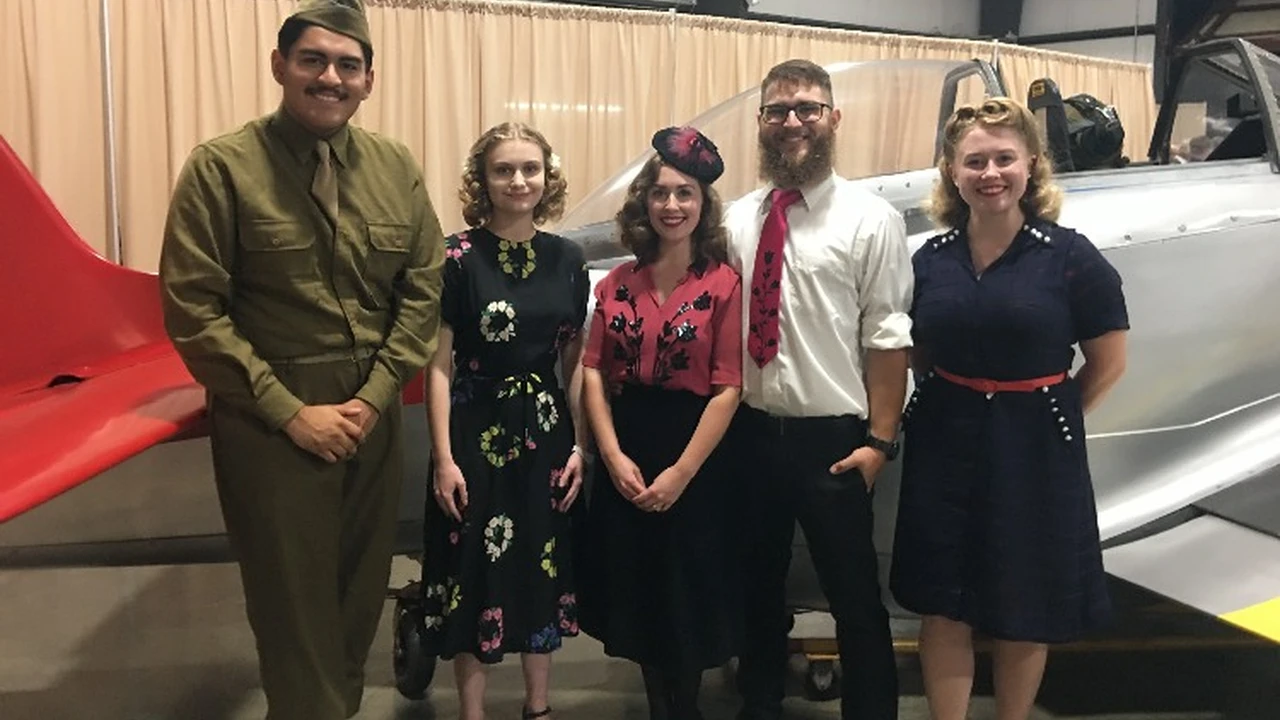 30th Annual USO-Style Hangar Dance