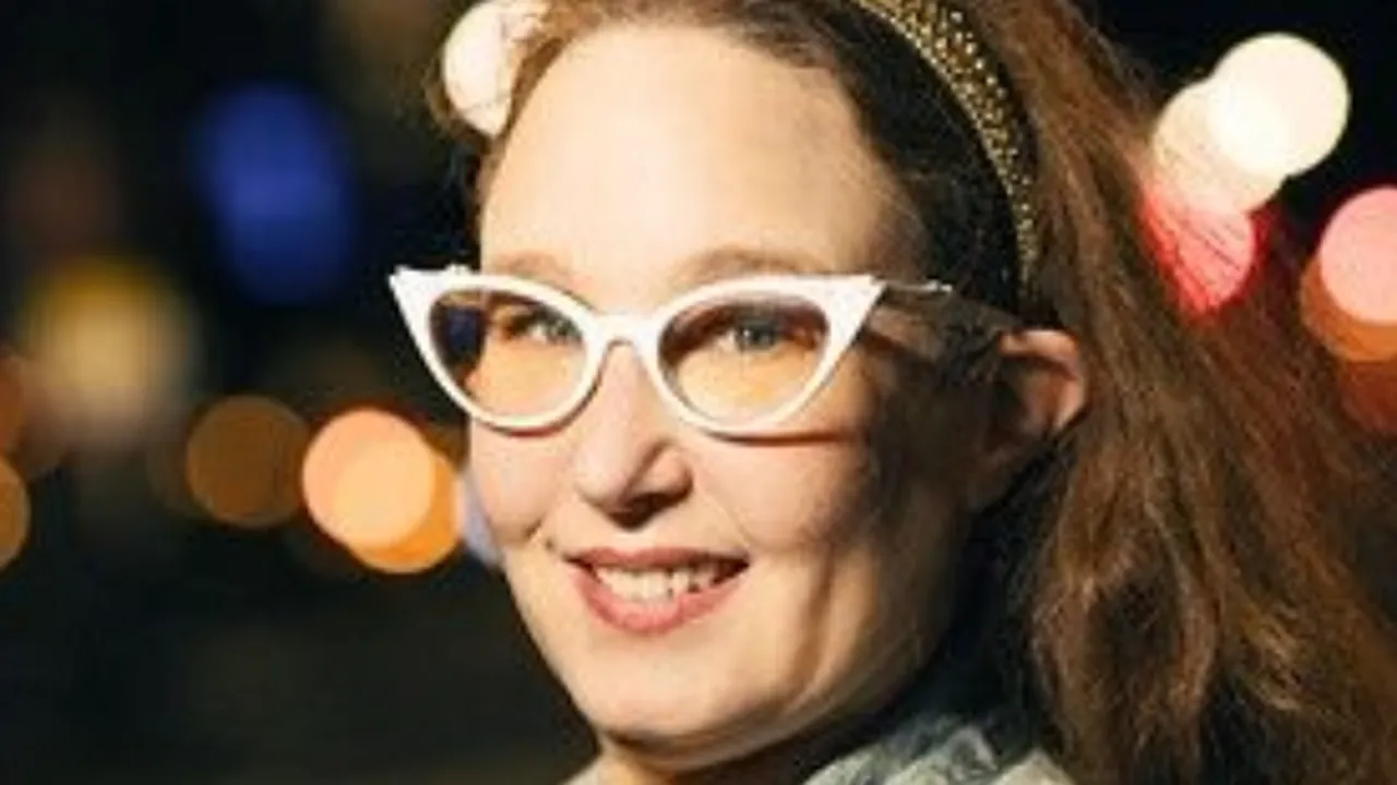 Sharon Simon at Krackpots Comedy Club
