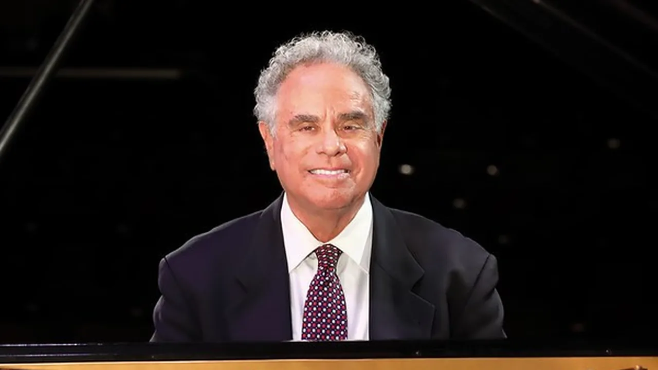 Keyboard Conversations with Jeffrey Siegel: Popular Piano Classics